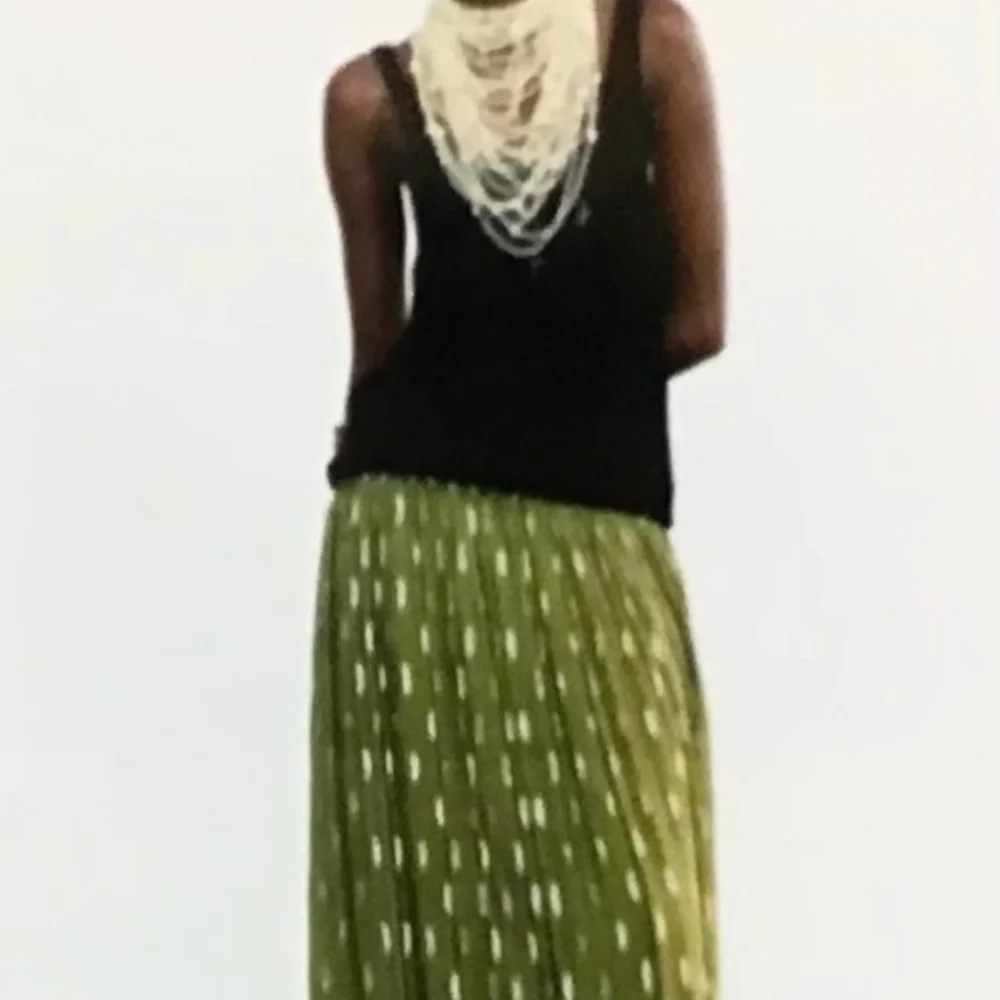 NWT Zara Matallic Thread Green Silver skirt size M - Picture 1 of 5